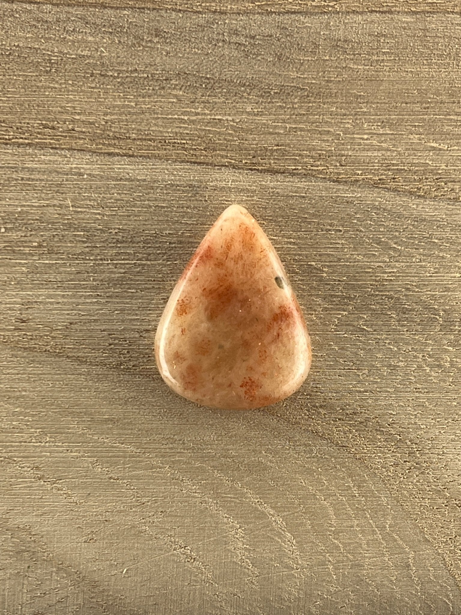 Pierre de Soleil n°2 (2,7cm x 2,1cm) - Solyluna Macramé