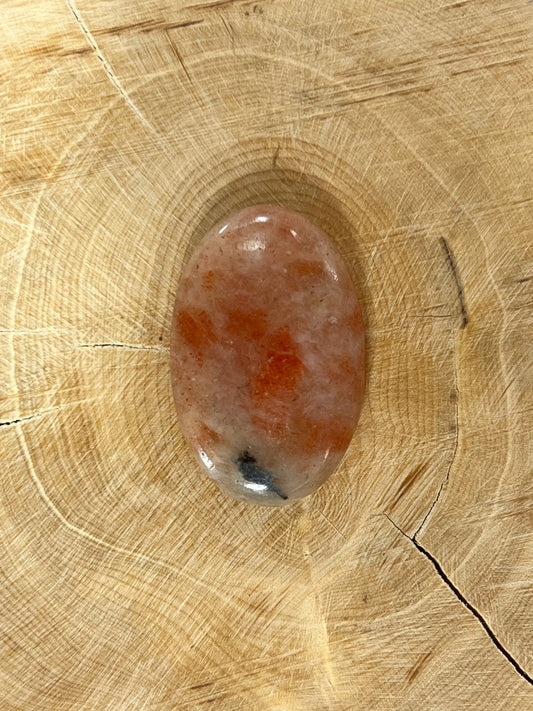 Pierre de Soleil n°2 (3,4cm x 2,1cm) - Solyluna Macramé