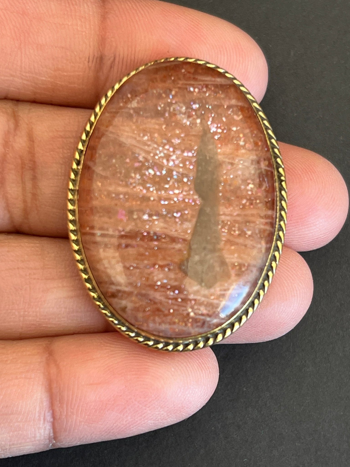 Pierre de soleil sertie doré n°D1 (3,8cm x 2,7cm) - Solyluna Macramé