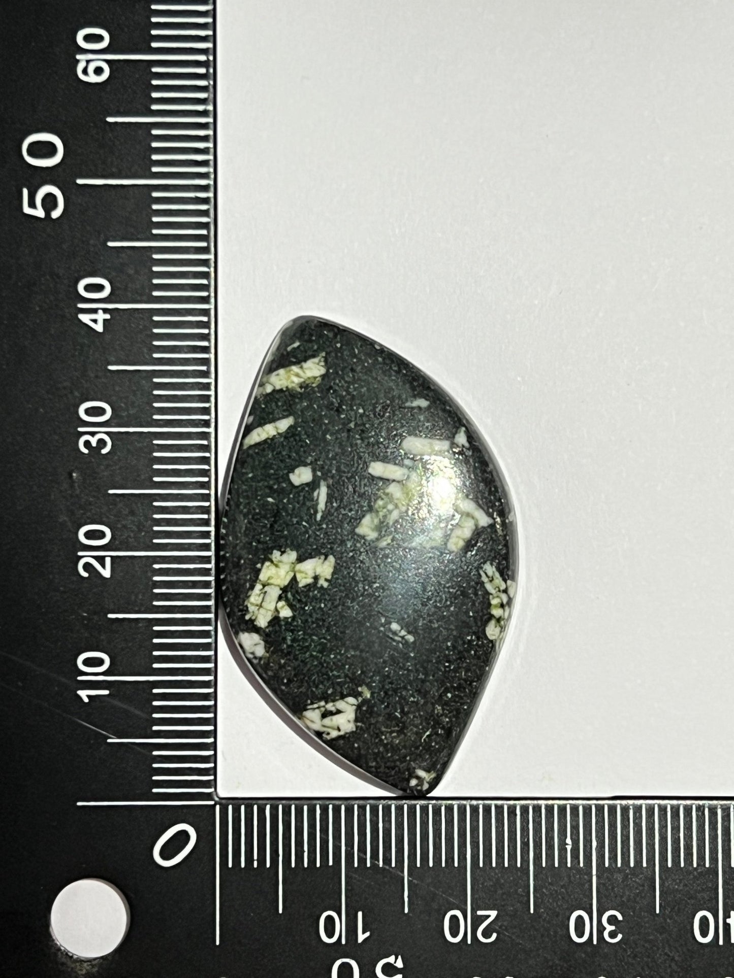 Pierre d'Ecriture Chinoise n°2 (3,9cm x 2,4cm) - Solyluna Macramé