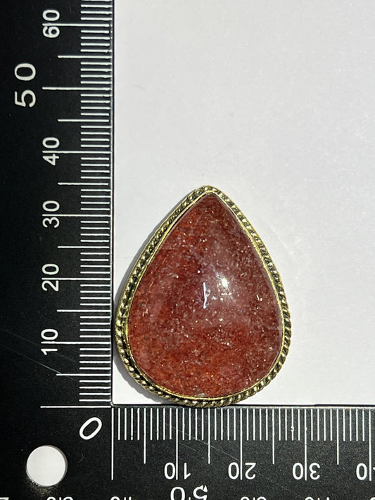 Quartz Fraise sertie doré n°D2 (3,5cm x 2,8cm) - Solyluna Macramé