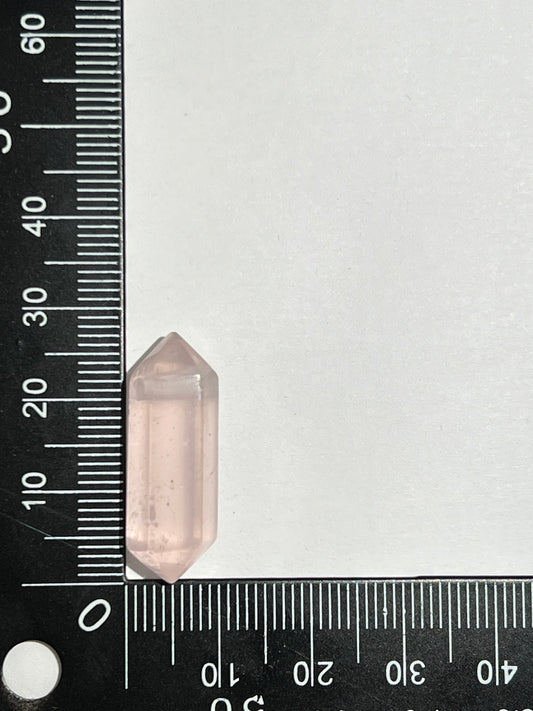 Quartz Rose double pointe n°7 (2,7cm x 1cm) - Solyluna Macramé
