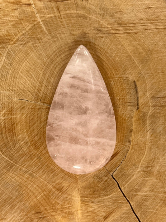 Quartz Rose n°3 (4,4cm x 2,4cm) - Solyluna Macramé