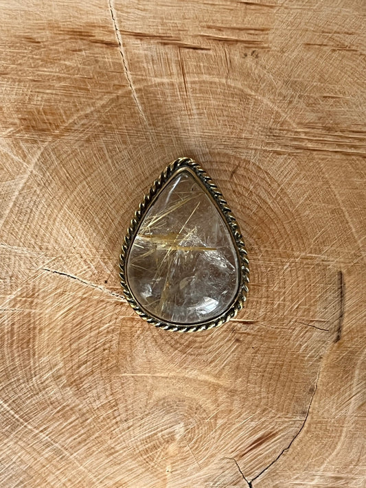 Quartz Rutile sertie doré n°D3 (2,5cm x 1,8cm) - Solyluna Macramé
