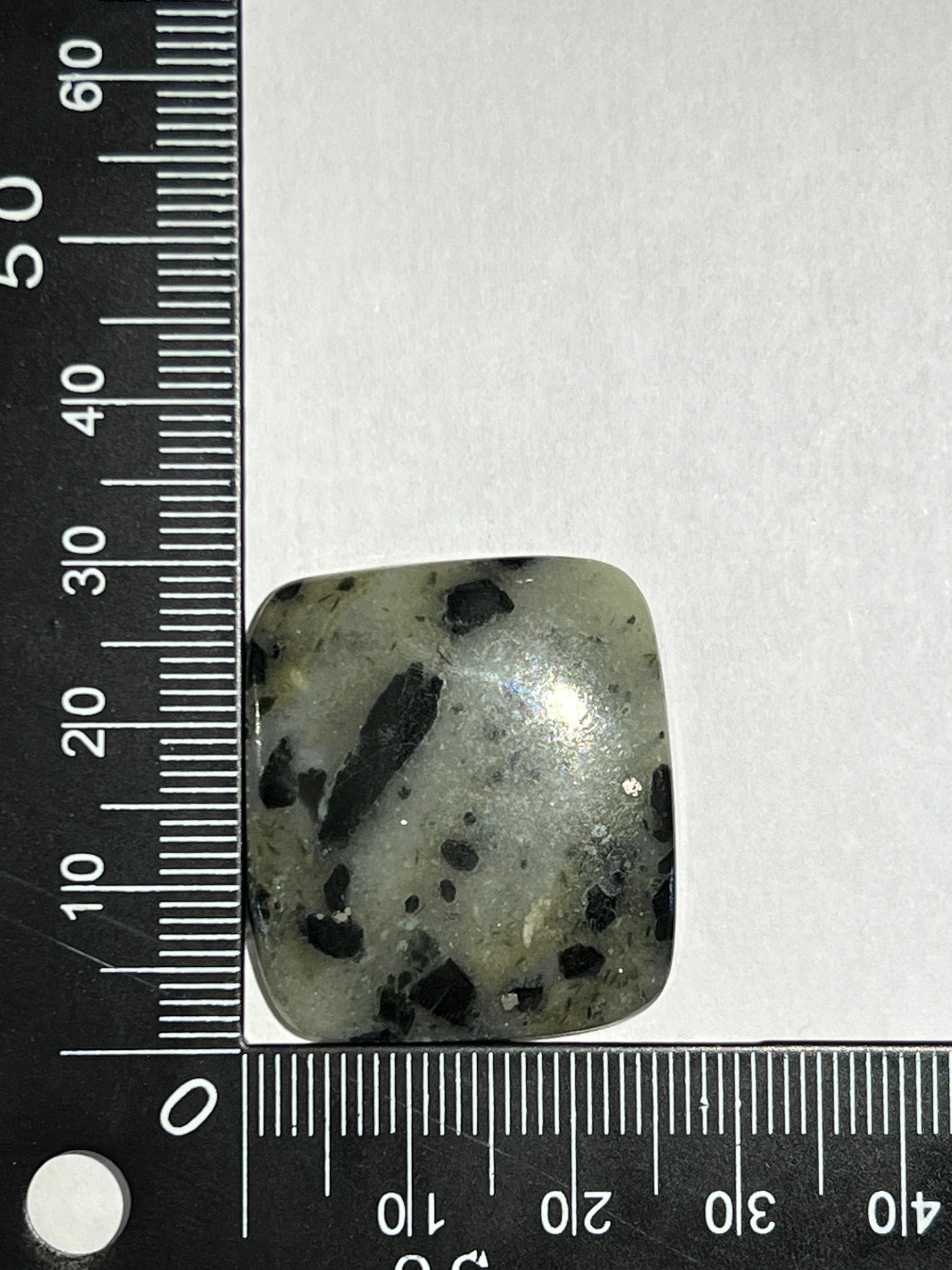 Quartz Tourmaline Noire n°4 (3,1cm x 2,6cm) - Solyluna Macramé