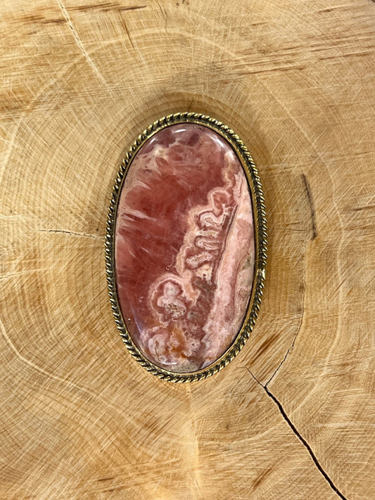 Rhodochrosite sertie doré n°D4 (4,1cm x 2,5cm) - Solyluna Macramé