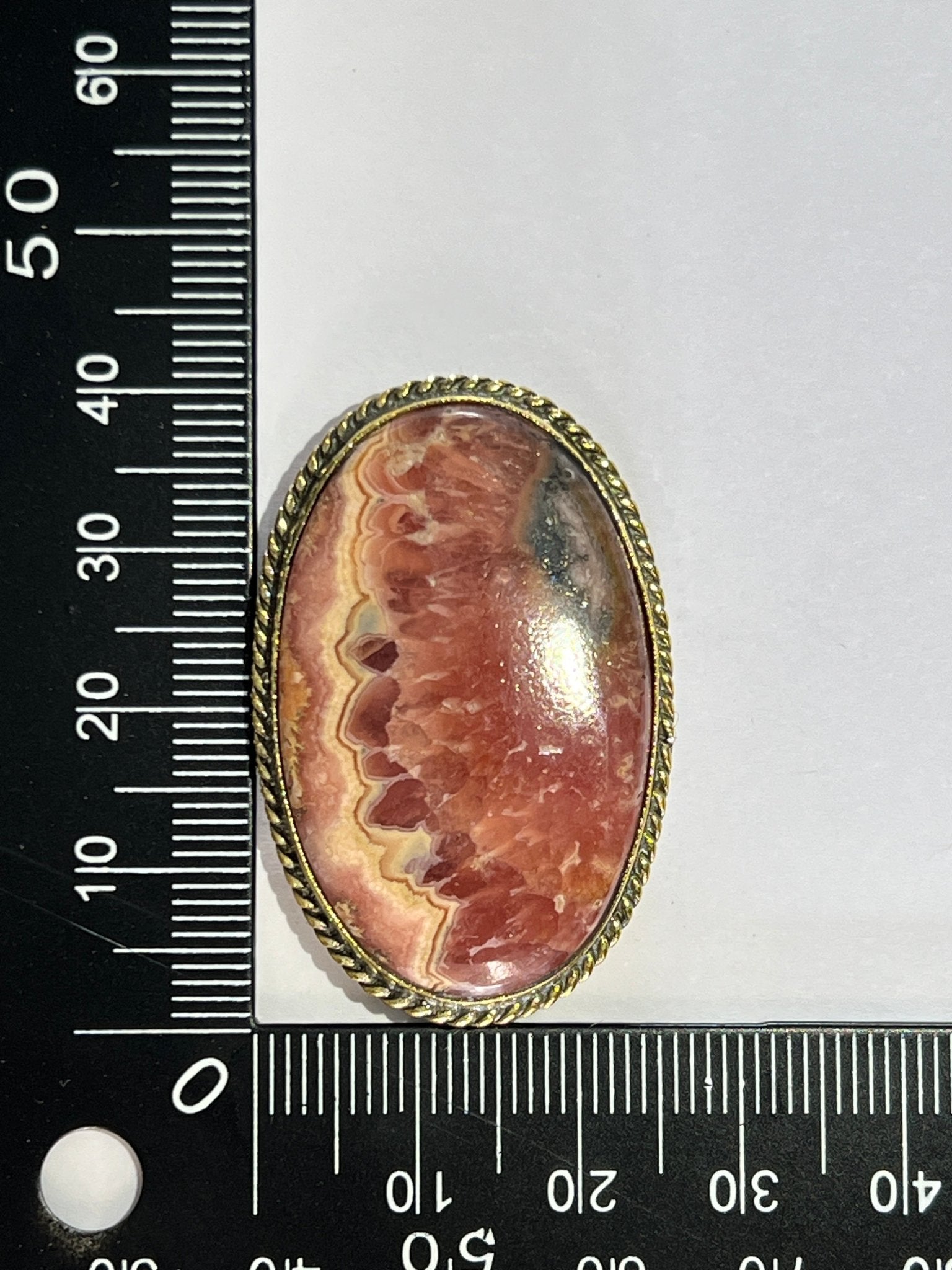 Rhodochrosite sertie doré n°D5 (4cm x 2,5cm) - Solyluna Macramé