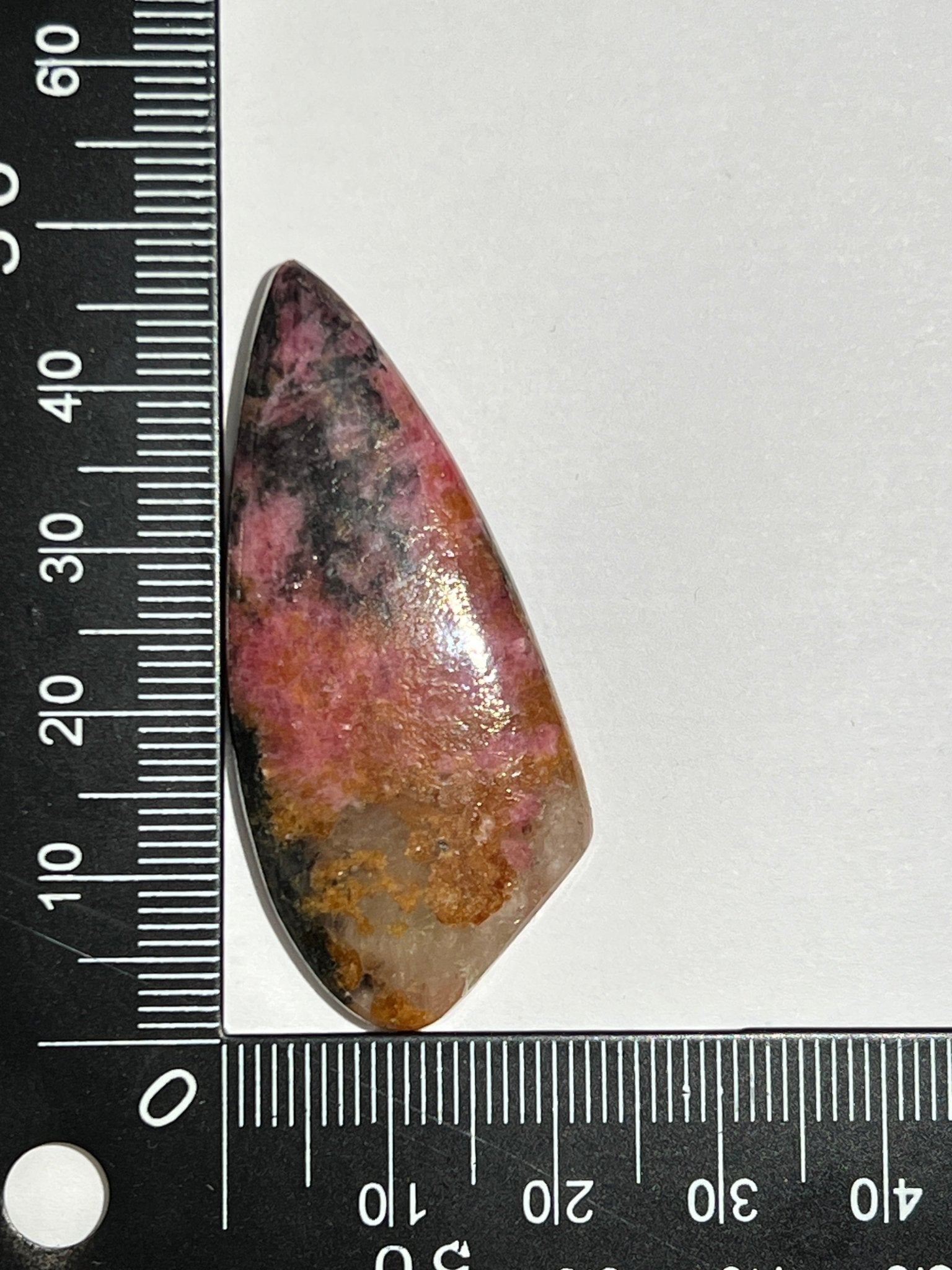 Rhodonite n°4 (4,7cm x 2,3cm) - Solyluna Macramé