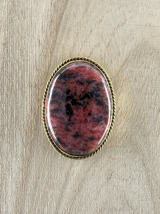 Rhodonite sertie doré n°D2 (3,8cm x 2,7cm) - Solyluna Macramé