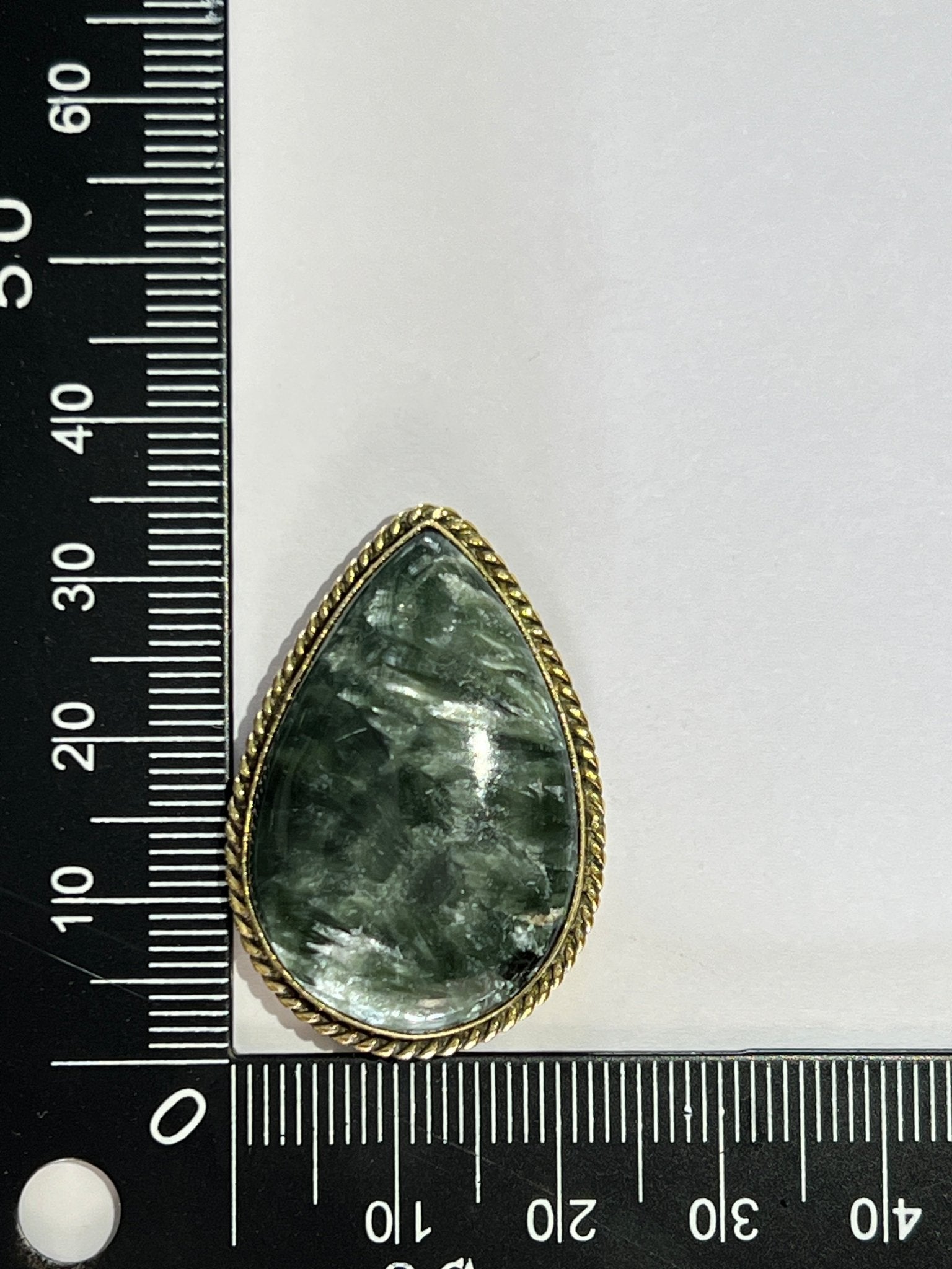 Séraphinite sertie doré n°D1 (3,5cm x 2,2cm) - Solyluna Macramé