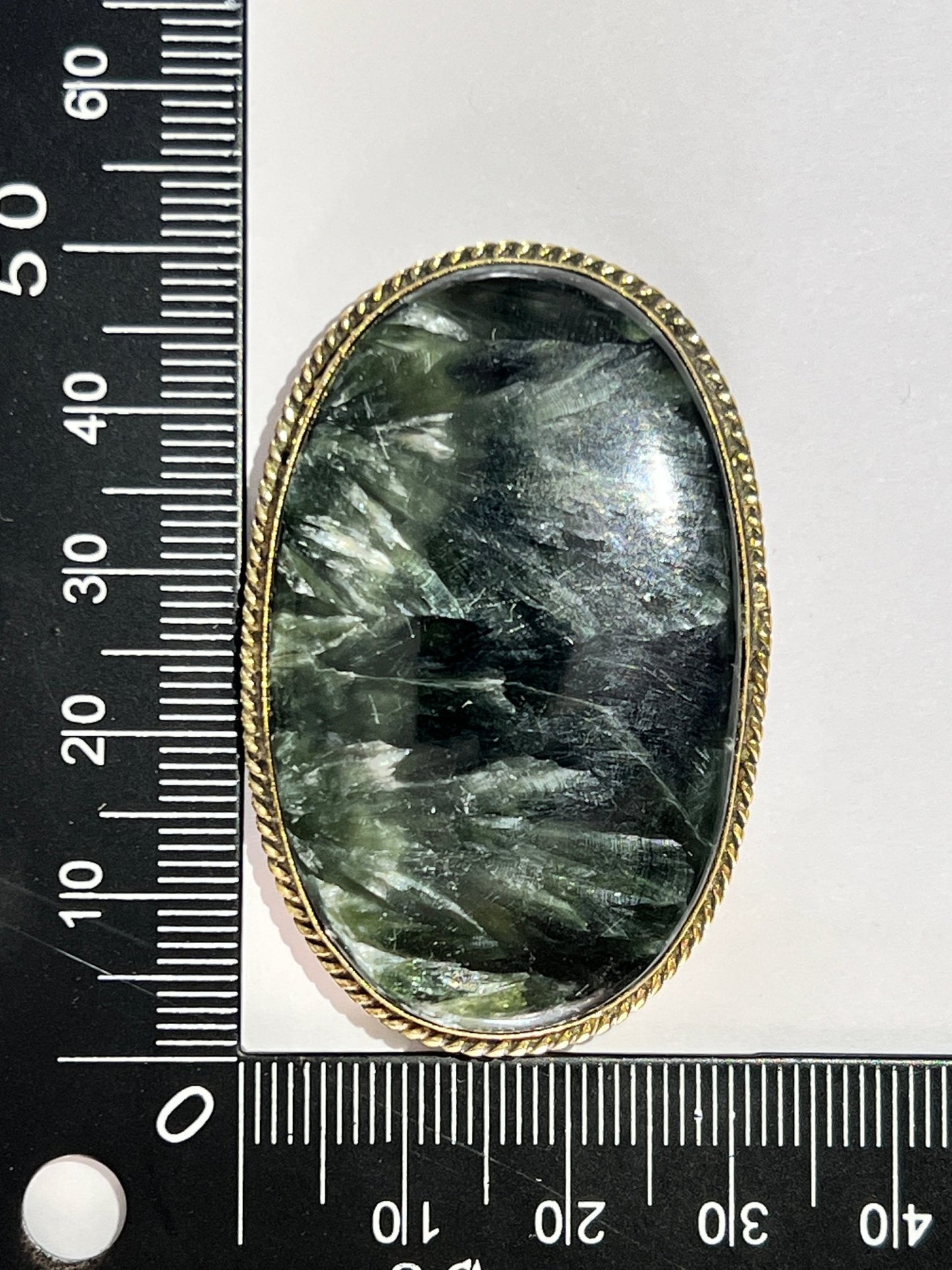 Séraphinite sertie doré n°D5 (5cm x 3,2cm) - Solyluna Macramé