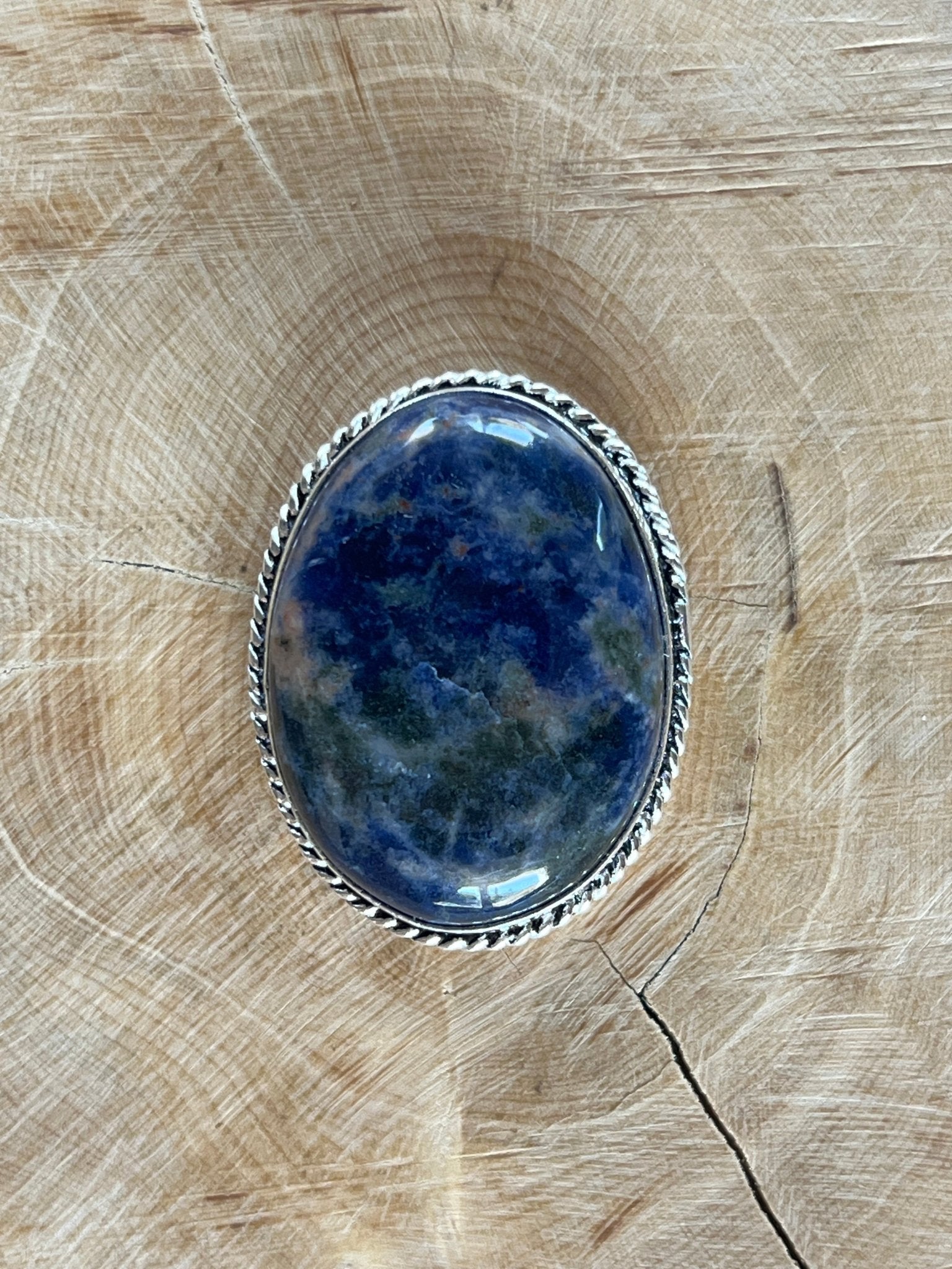 Sodalite sertie argenté n°A5 (3,4cm x 2,7cm) - Solyluna Macramé