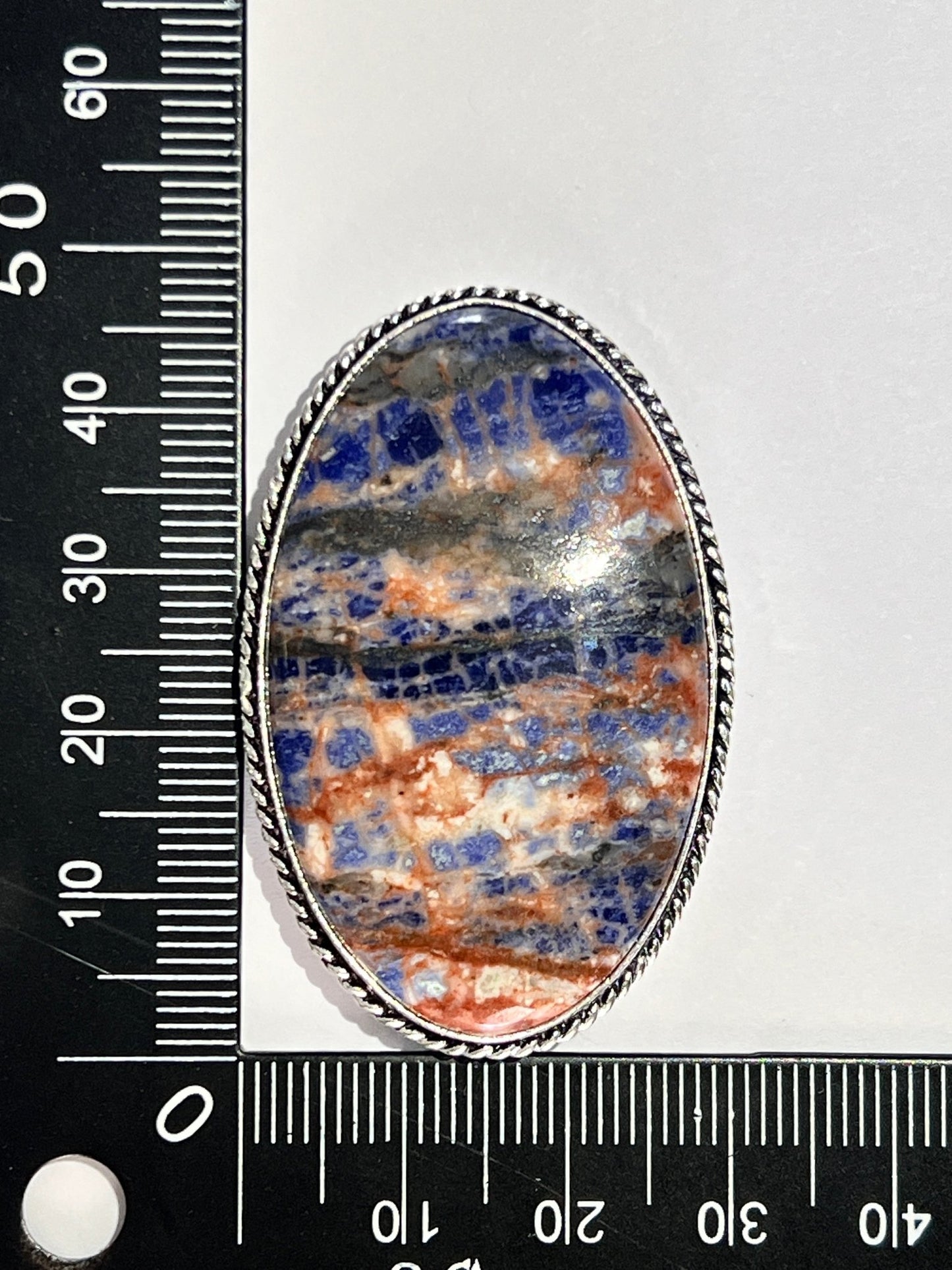 Sodalite sertie argenté n°A5 (3,7cm x 3cm) - Solyluna Macramé