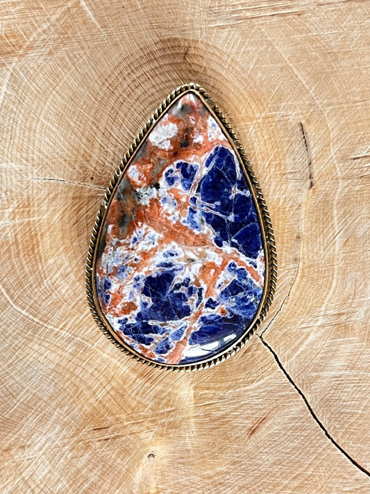 Sodalite sertie doré n°D5 (4,3cm x 2,8cm) - Solyluna Macramé