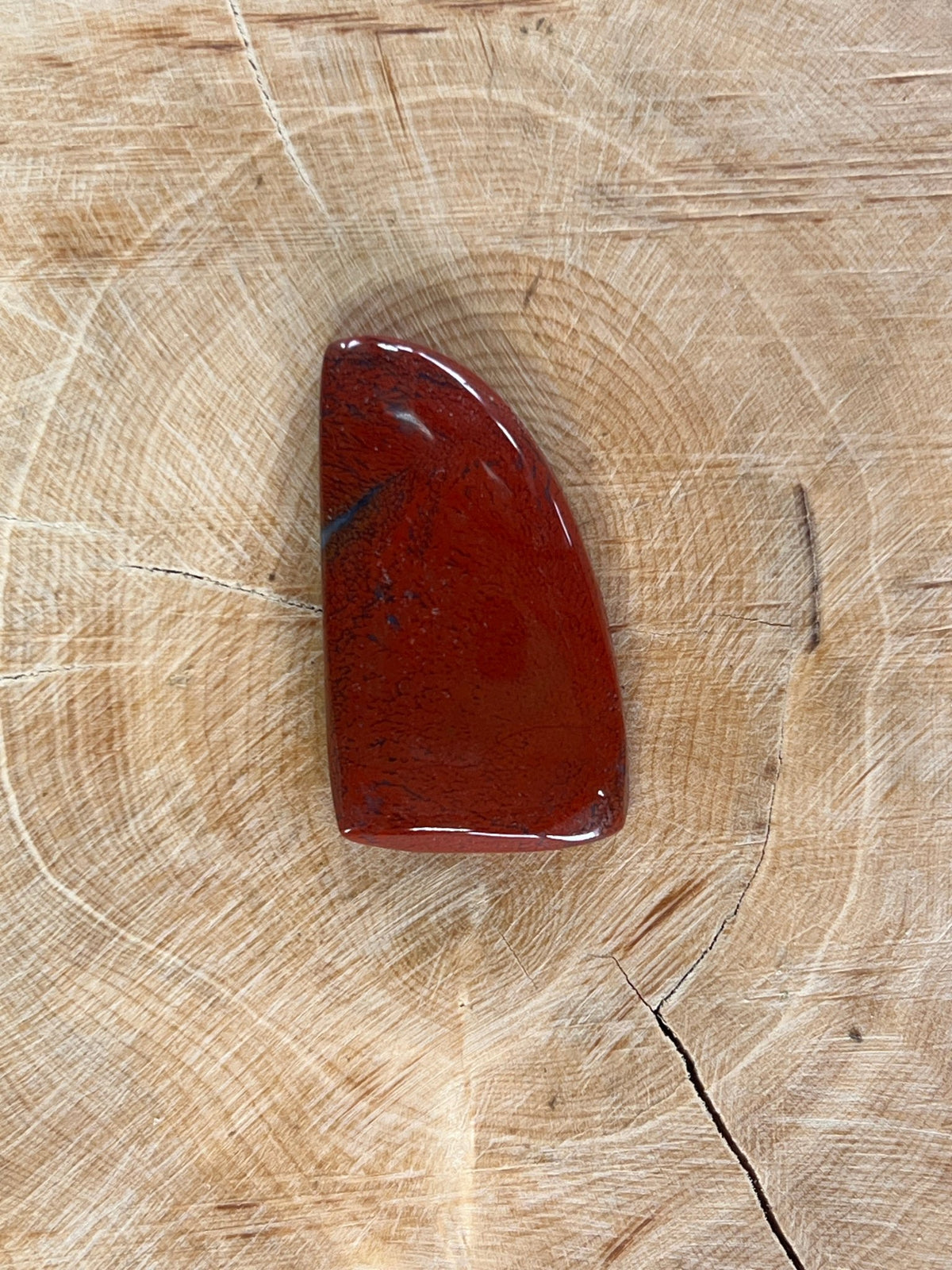 Stromatolite Rouge n°5 (3,1cm x 1,8cm) - Solyluna Macramé