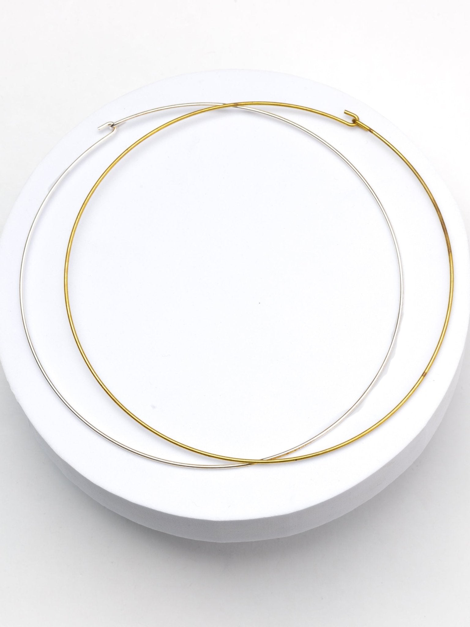 Torque fin en laiton - Solyluna Macramé