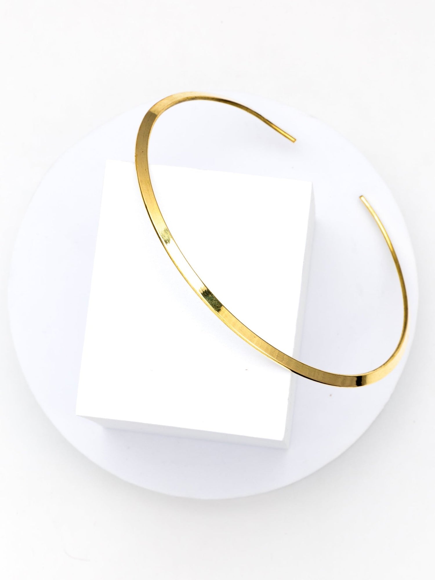 Torque fin "Lisse"en laiton - Solyluna Macramé