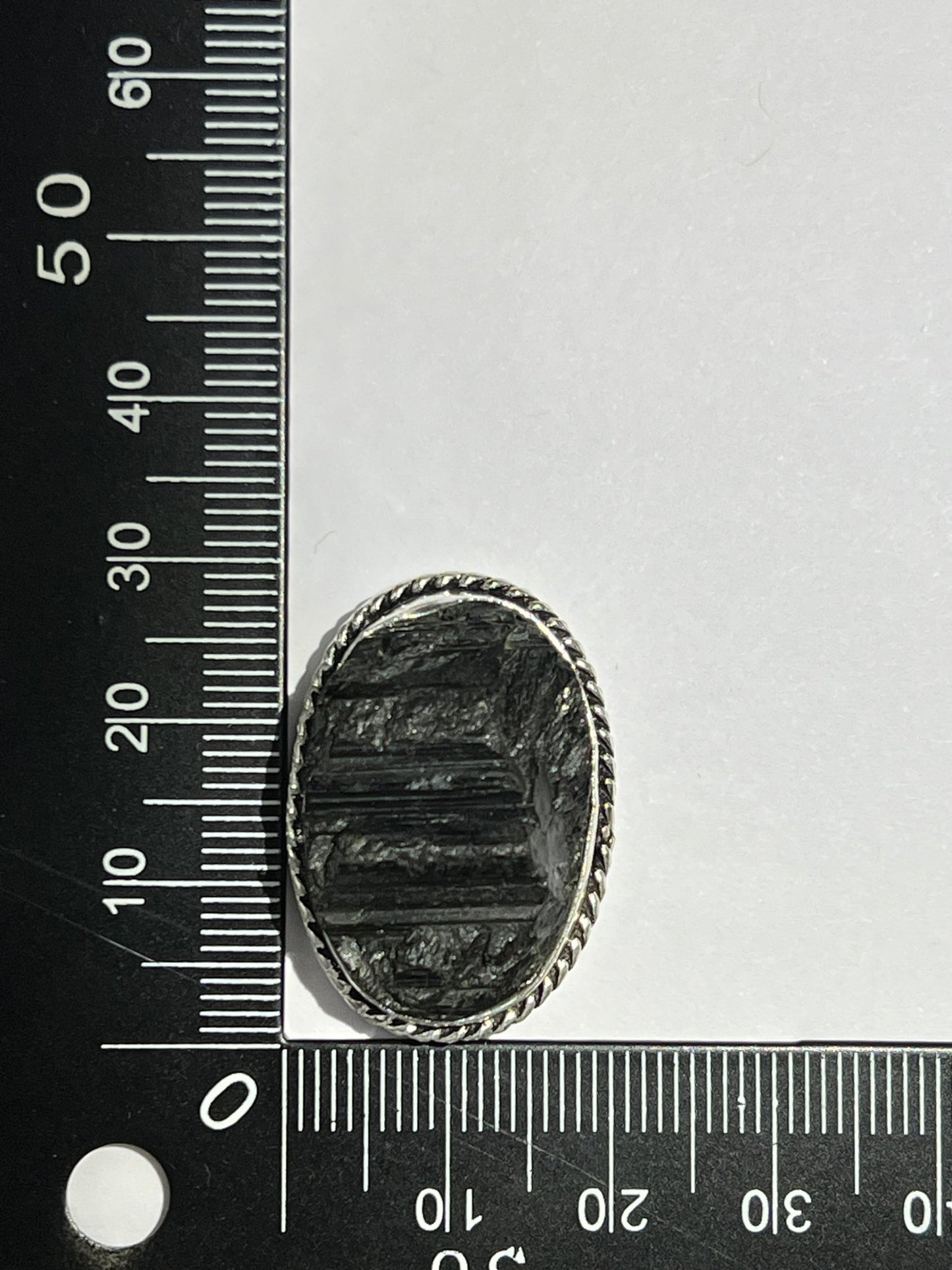 Tourmaline sertie argenté n°A1 (2,8cm x 2cm) - Solyluna Macramé