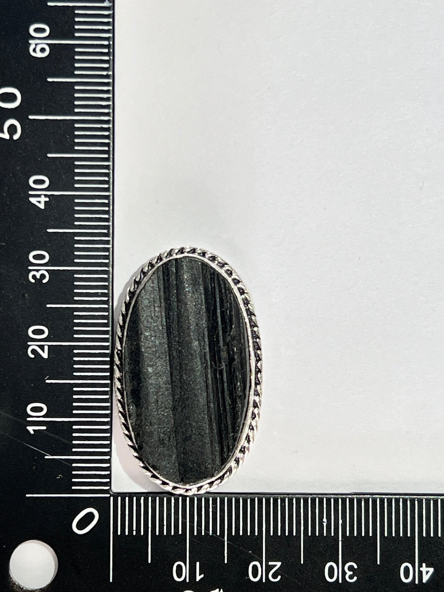 Tourmaline sertie argenté n°A1 (3,3cm x 2cm) - Solyluna Macramé