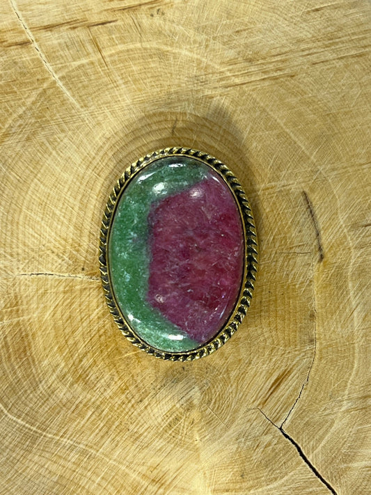 Zoïsite Rubis sertie doré n°D5 (3cm x 2,2cm) - Solyluna Macramé